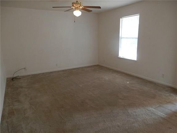 2nd image of 3201C El Salido Pkwy APT 211
