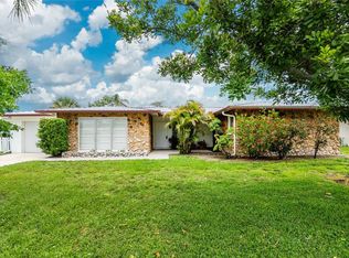 261 Caddy Rd, Rotonda West, FL 33947