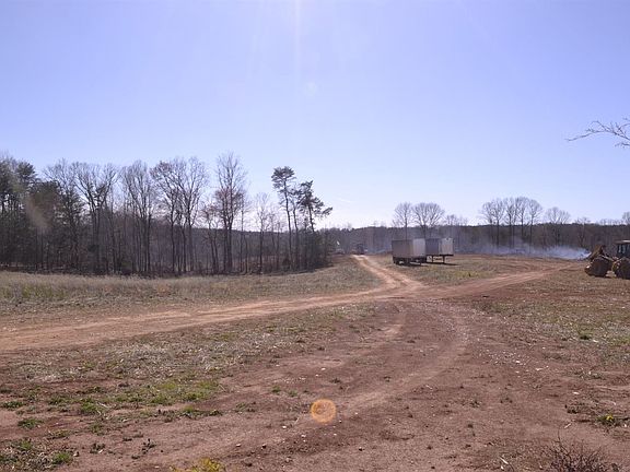 2nd image of 16 Trents Landing