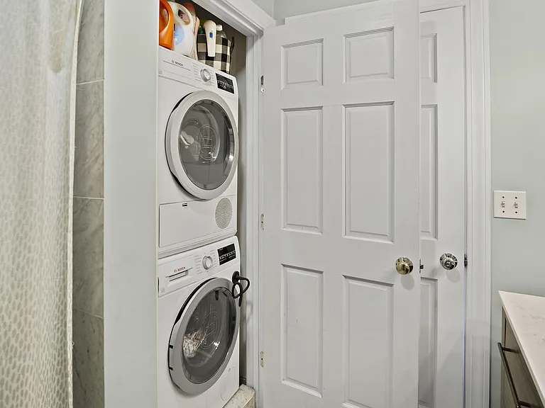266 Essex St #6 — Photo 14