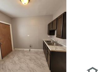 543 E 67th St #3, Chicago, IL 60637