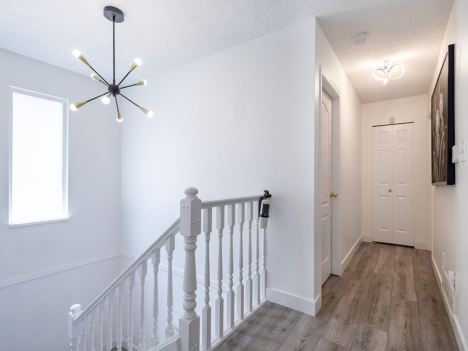 1st image of 11234 Kingcome Ave