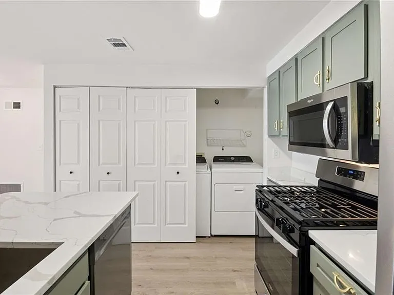1466 Keys Crossing Dr NE — Photo 14