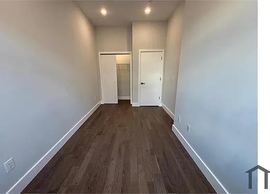 2114 N Franklin St #1A — Photo 3