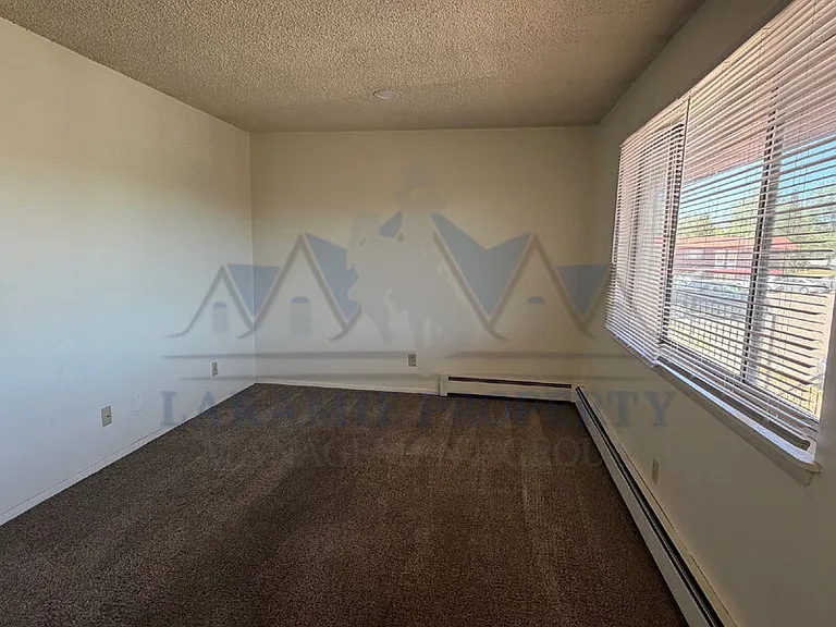 706 Downey St #24 — Photo 4