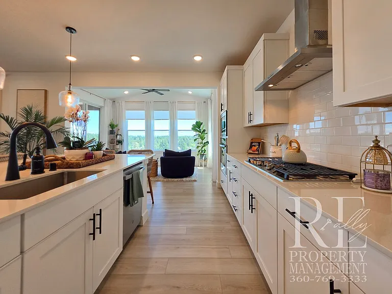 10607 Treasure Dr NW — Photo 18