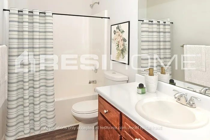 113 Castleridge Dr — Photo 9