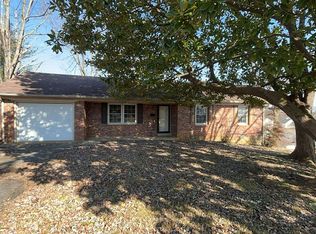 107 Goodman St, Glasgow, KY 42141