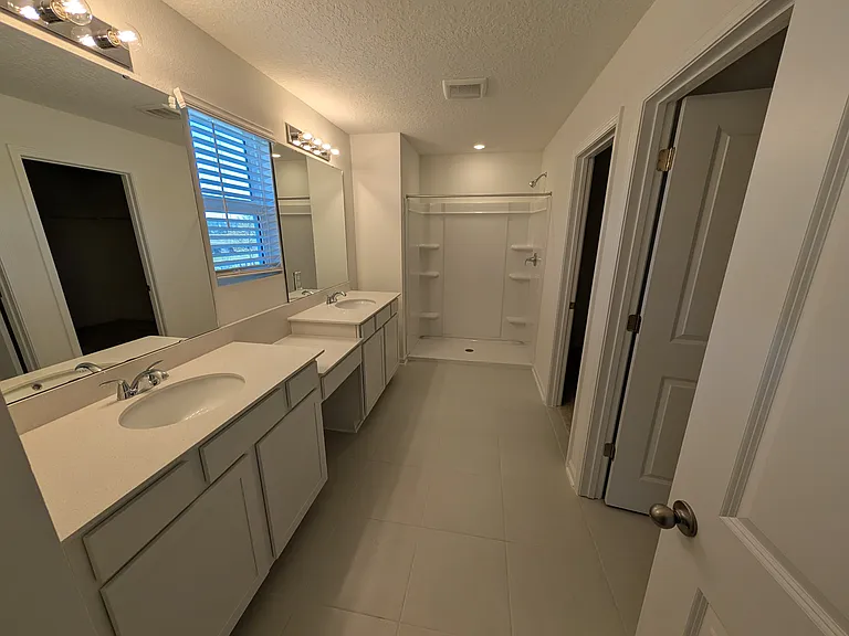 5724 Lagoon Cruise Way #1 — Photo 11