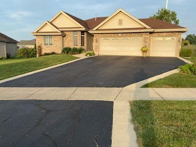 1656 Brentwood Dr, Byron, IL, 61010