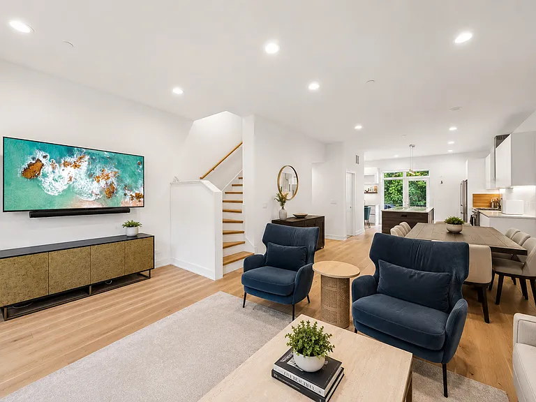 525 N Bishop St #3 — Photo 6