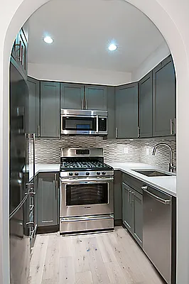 Rented by Bold New York | media 18