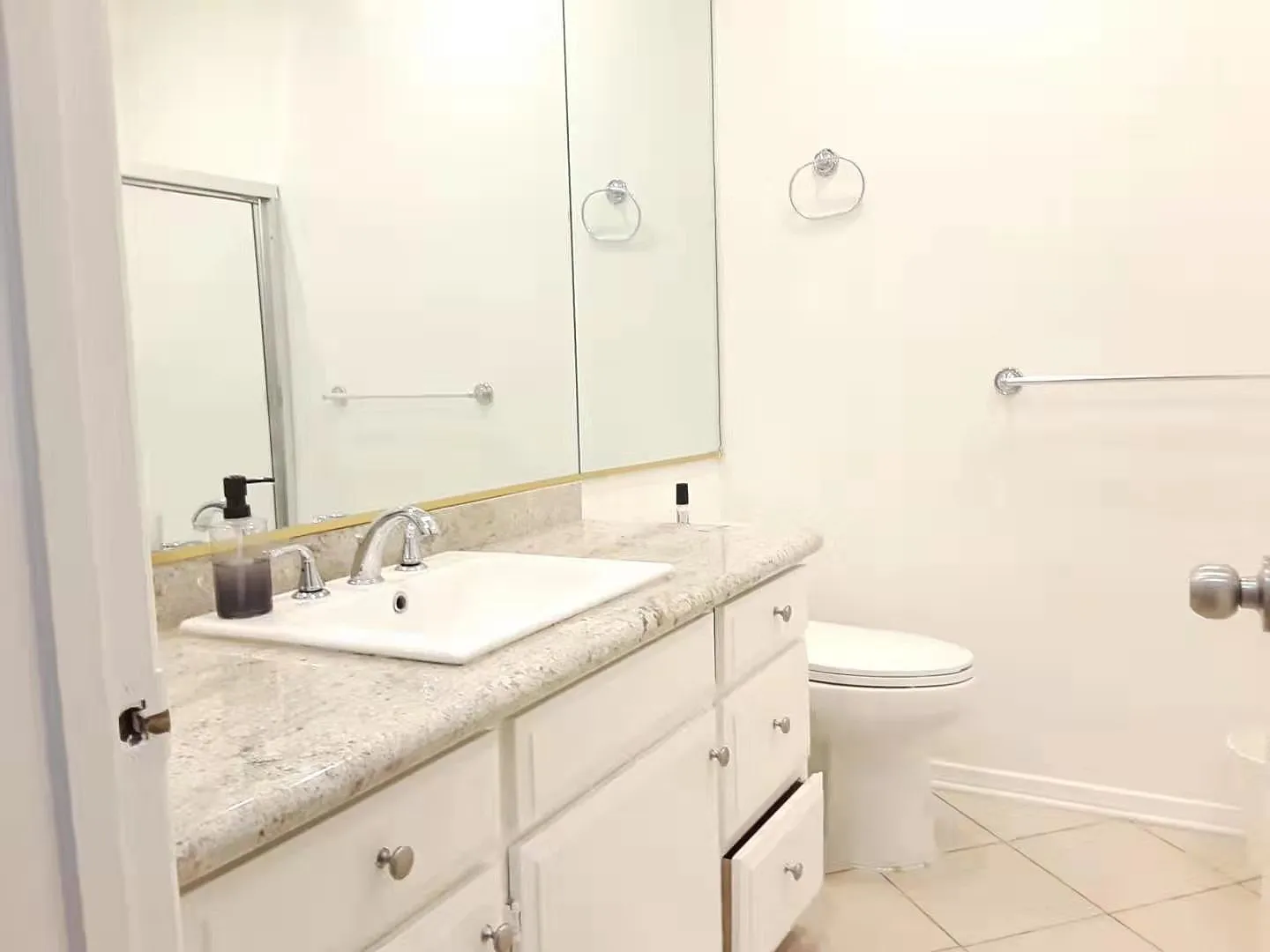 1424 Amherst Ave #QPT - Grand1 — Photo 4