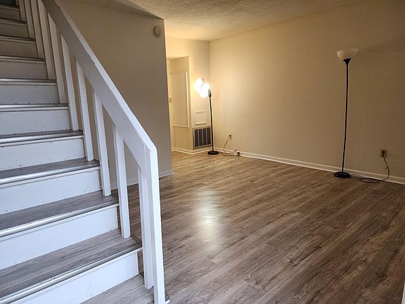 2nd image of 6385 Plantation Dr