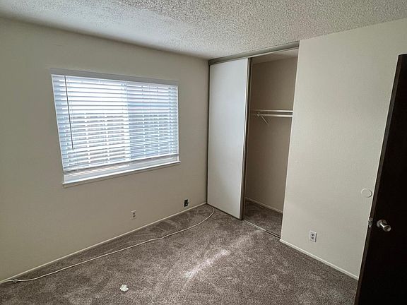 5th image of 4930 Rocklin Dr