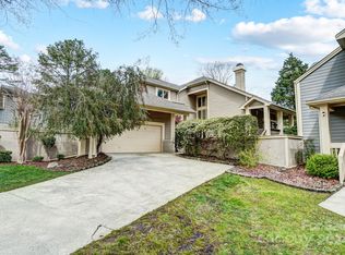 9535 Glenwater Dr, Charlotte, NC 28262