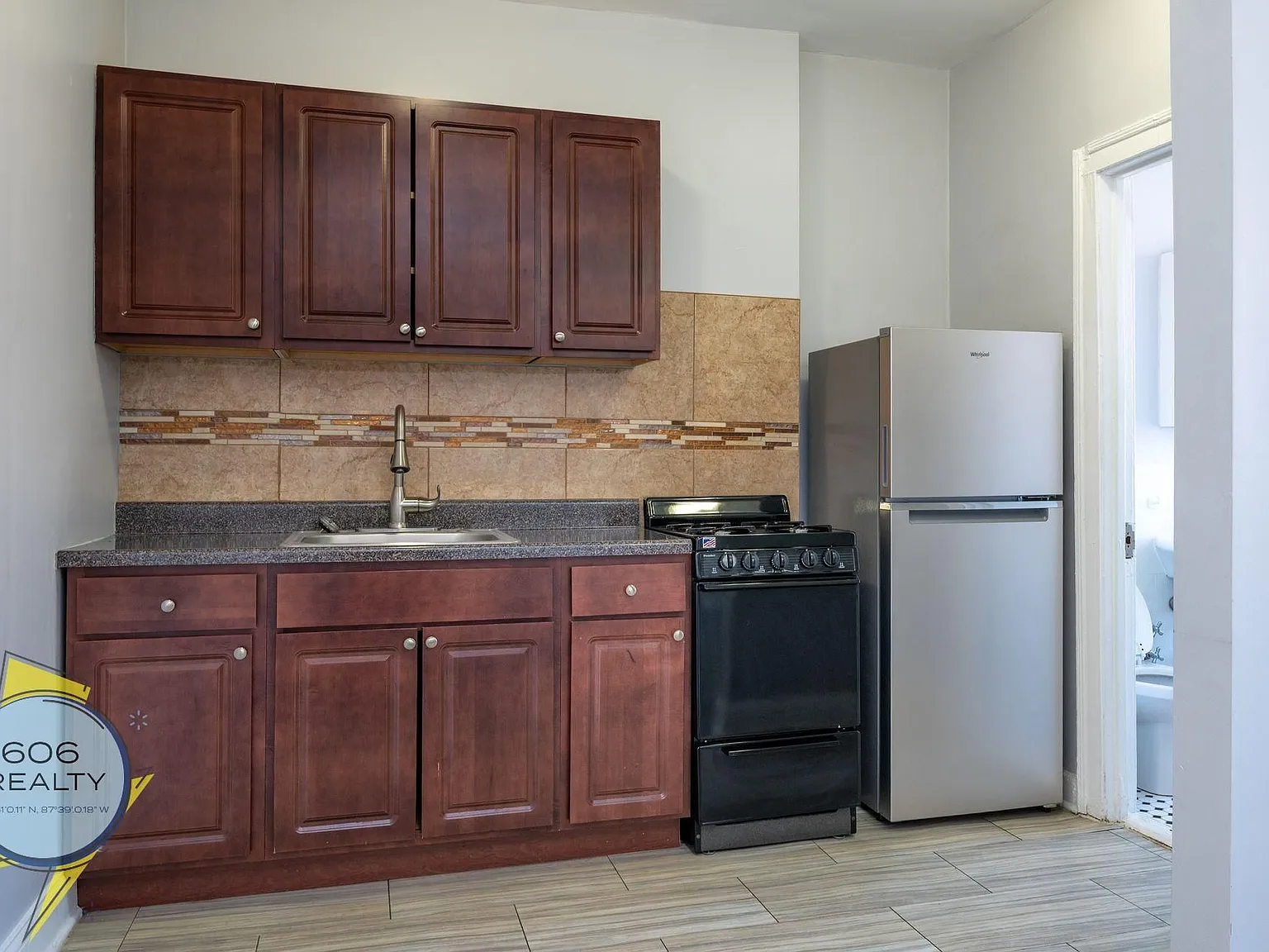 SASH Station Apartments — Photo 4