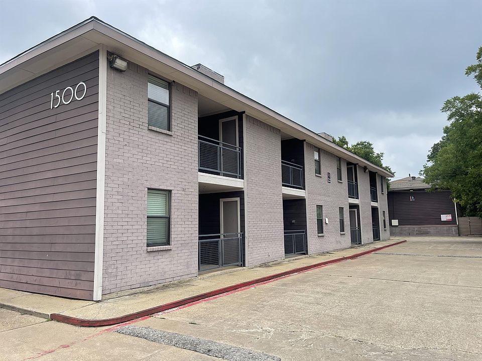 1st image of 1500 N Carroll Ave APT 102