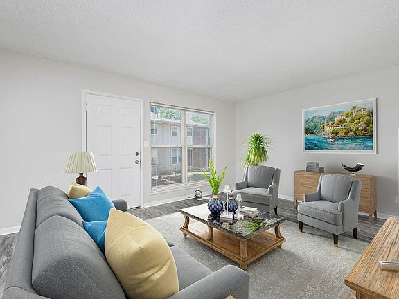 2nd image of 2410-2496 N 38th St #2474