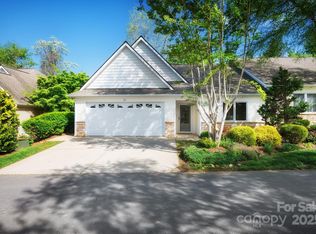 19 Beekeeper Trl, Swannanoa, NC 28778