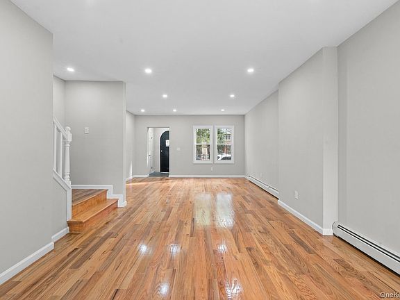 5th image of 12805 116th Avenue