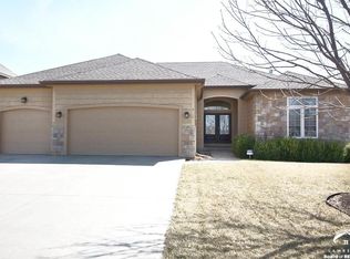 914 April Rain Rd, Lawrence, KS 66049