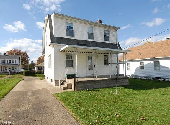 2nd image of 2128 Myrtle Ave