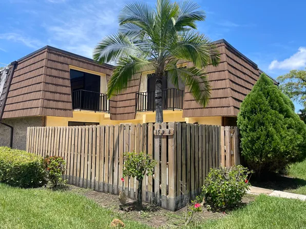 1525 Park Meadows Dr APT 4, Fort Myers, FL 33907