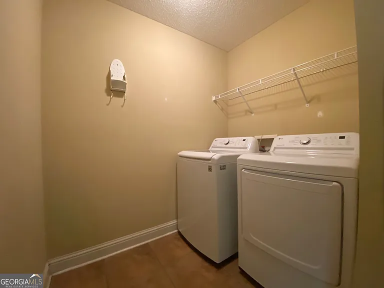 313 Madison Place Pkwy — Photo 14