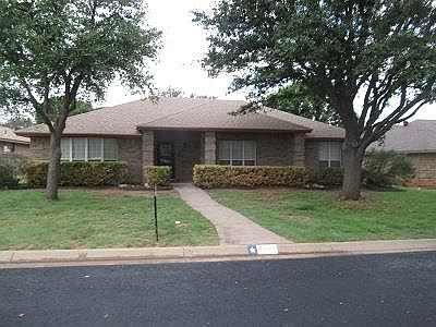 1st image of 4809 Royal Oak Dr