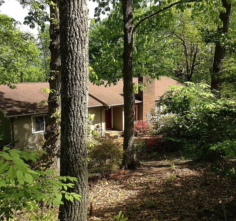 235 Aurora Lane