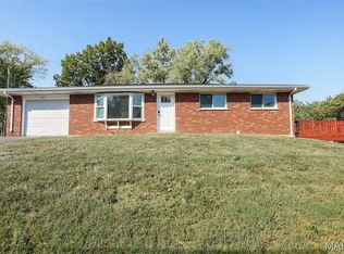 5211 Hunning Rd, High Ridge, MO 63049