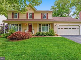 6016 Burnside Landing Dr, Burke, VA 22015