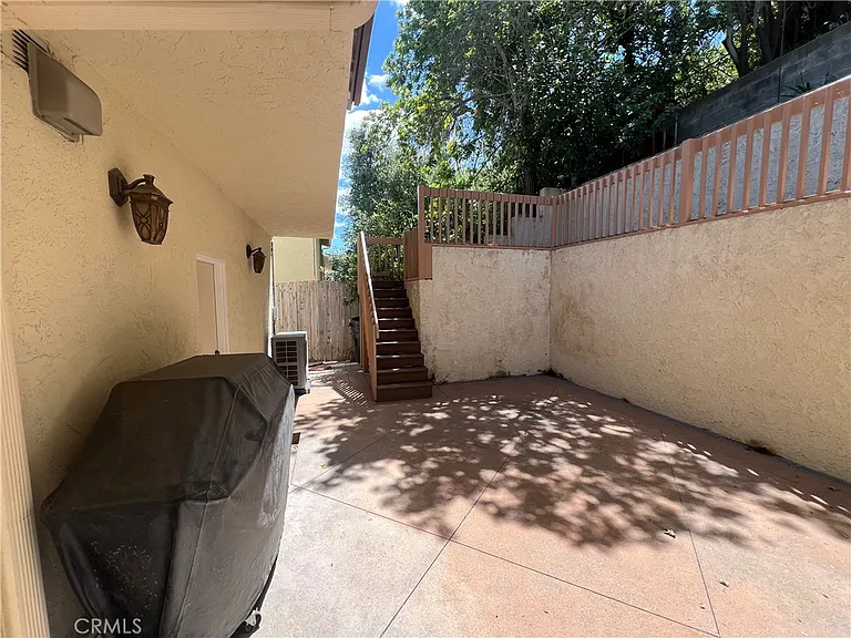4016 Mesa St — Photo 24