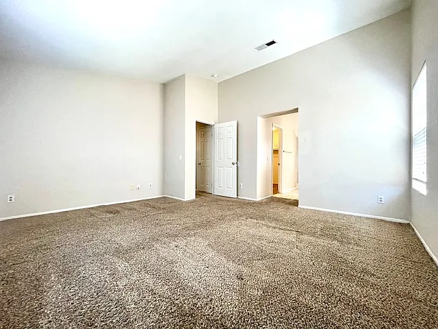 2514 Hidden Creek St — Photo 10