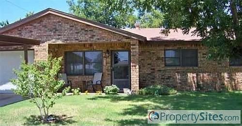 2nd image of 212 Manson Dr