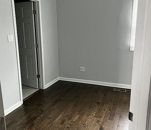5th image of 19520 S Redwood Ln