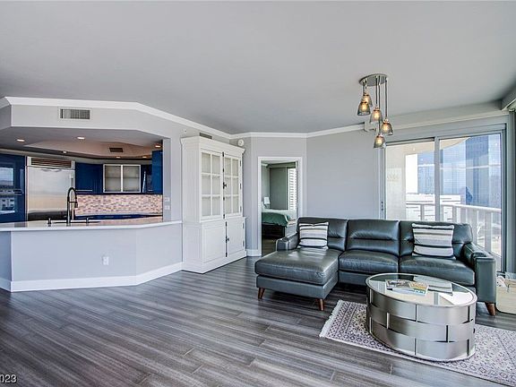 4th image of 222 Karen Ave Unit 2408