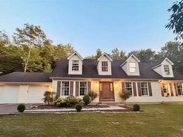 262 Serenity Dr, Norwich, NY 13815