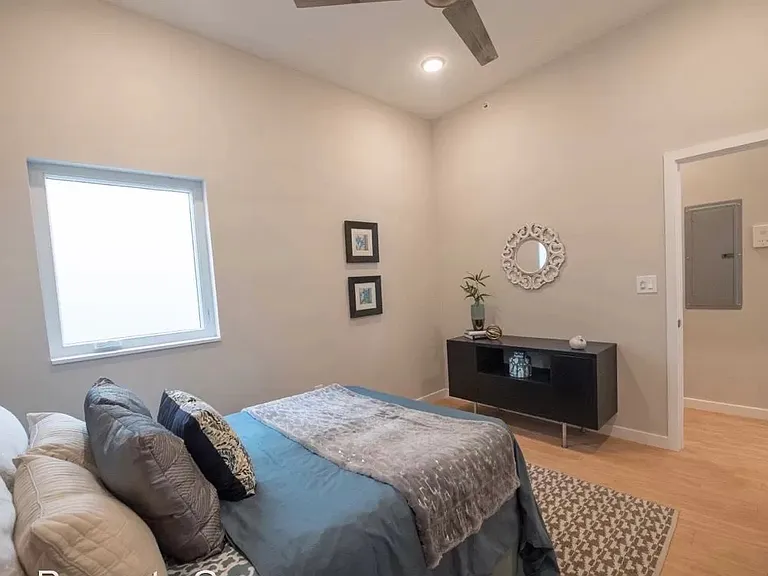 1225 N 27th St #1 — Photo 11