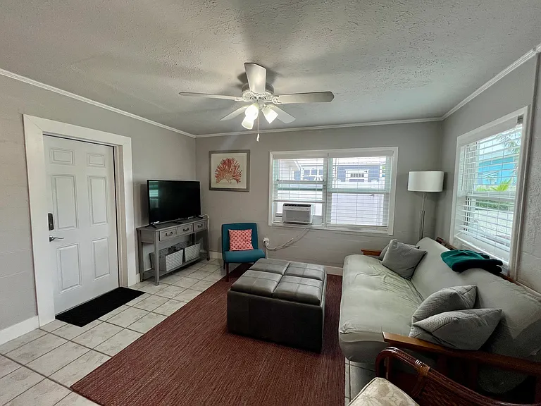 4095 SE Westfield St — Photo 4