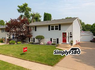 4915 52nd Ave, Moline, IL 61265