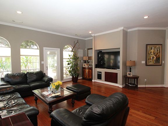 4th image of 14230 Glasgow Pl