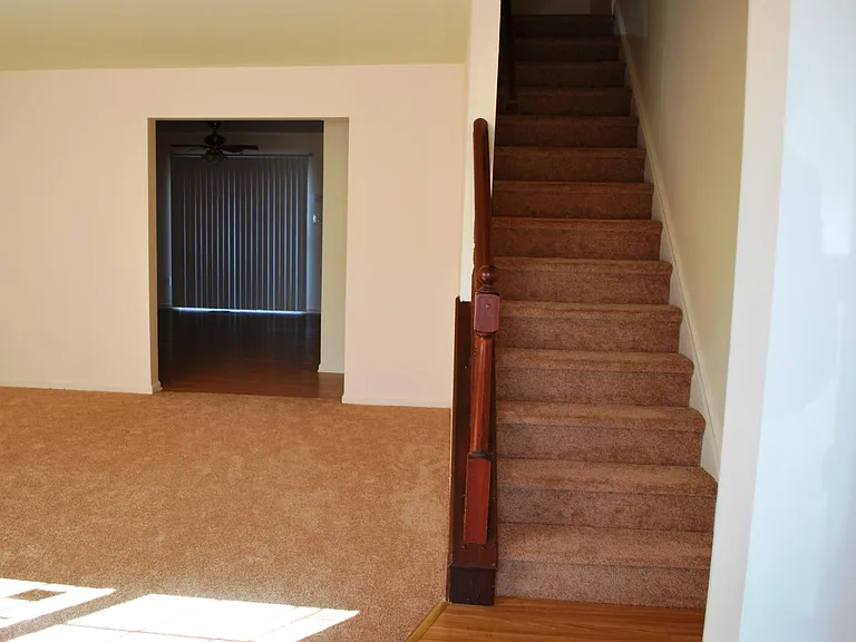 634 Candlestick Ln — Photo 3