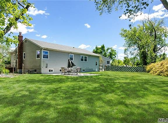 3rd image of 3893 Laureen Ct
