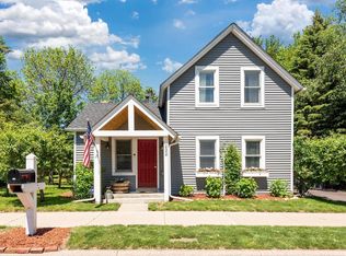 222 W 78th St, Chanhassen, MN 55317