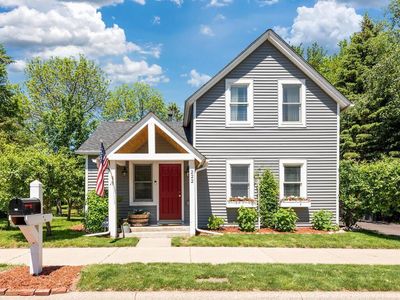 222 W 78th St, Chanhassen, MN, 55317