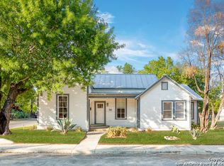 303 Devine St, San Antonio, TX 78210