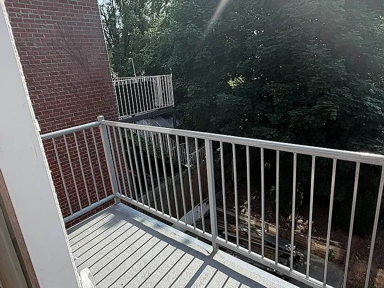 48-12 58th Ln #3 — Photo 6