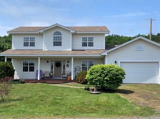 9 Brook Road, Bay Roberts, NL A0A1G0